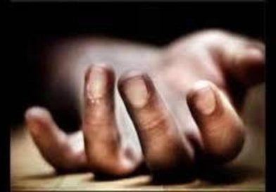 टेचीने तिसऱ्या मजल्यावरून उडी मारली; पती आणि सासूवर गुन्हा दाखल