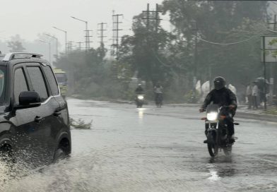 वाहतूक पोलिसांनी पुणे शहरात 26 गंभीर पाणी साचलेली ठिकाणे ओळखली, सुधारात्मक उपायांसाठी PMC सोबत डेटा शेअर केला वाहतूक पोलिसांनी पुणे शहरात 26 गंभीर पाणी साचलेली ठिकाणे ओळखली, सुधारात्मक उपायांसाठी PMC सोबत डेटा शेअर केला