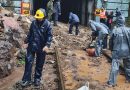 सोमवारच्या भूस्खलनानंतर पुणे-लोणावळा रेल्वे मार्ग पूर्ववत करण्याचे काम सुरू आहे सोमवारच्या भूस्खलनानंतर पुणे-लोणावळा रेल्वे मार्ग पूर्ववत करण्याचे काम सुरू आहे
