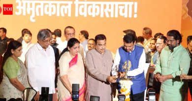 पुण्याला पुरंदर विमानतळाला जोडण्यासाठी दिवे घाटमार्गे दुहेरी बोगदे करण्याकडे मुख्यमंत्र्यांचे लक्ष, व्यवहार्यता अभ्यासाची मागणी | पुणे बातम्या पुण्याला पुरंदर विमानतळाला जोडण्यासाठी दिवे घाटमार्गे दुहेरी बोगदे करण्याकडे मुख्यमंत्र्यांचे लक्ष, व्यवहार्यता अभ्यासाची मागणी | पुणे बातम्या
